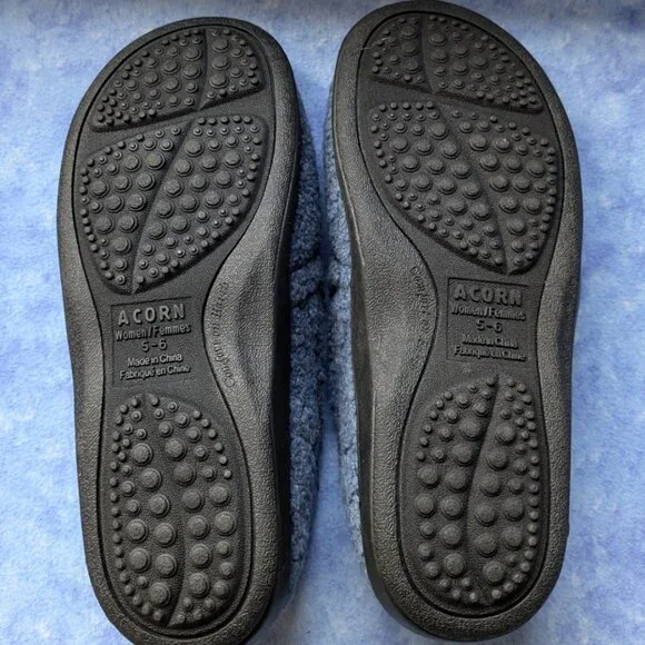 Acorn Slippers - Picture 3 of 6